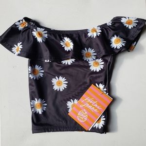 NWT Kortni Jeane Daisy Mini